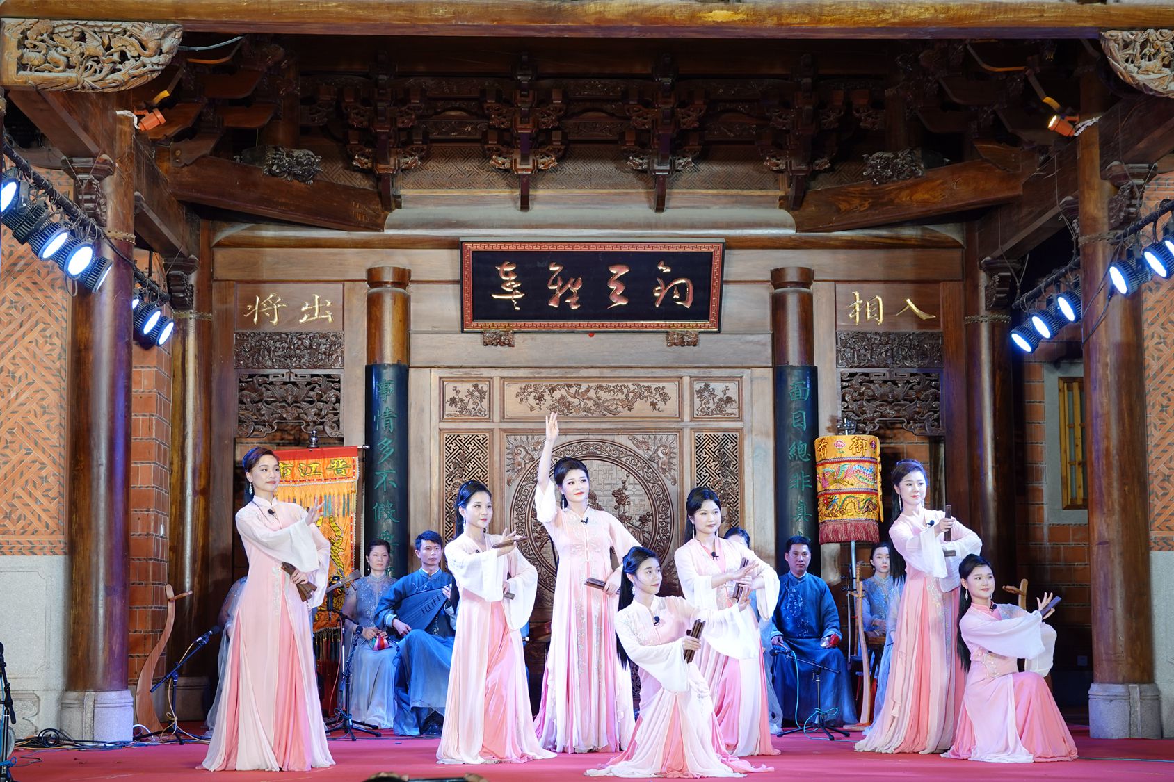 南音《潮涌晋江》(新编)，表演单位：中国泉州南音乐团