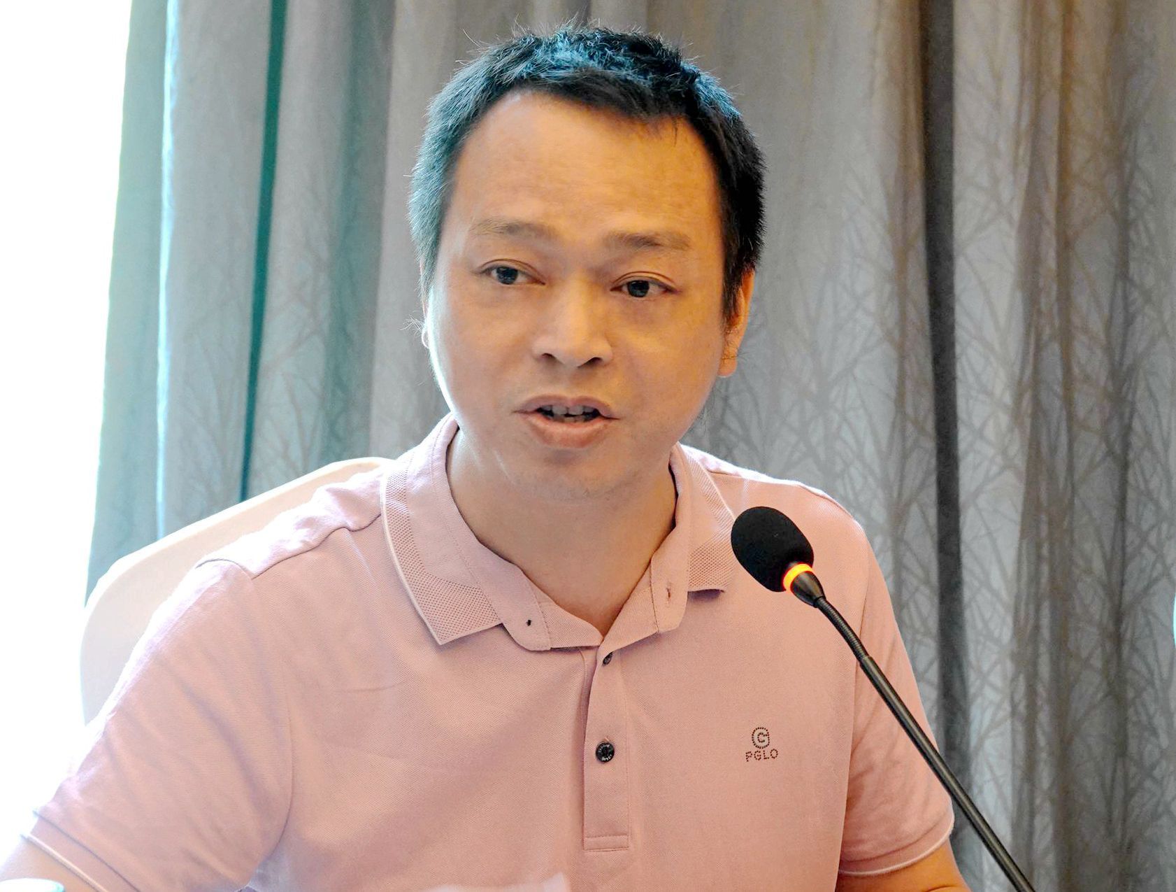 中国福建师范大学音乐学院副教授曾宪林在国家级非遗传承人陈练传承南音80年专家座谈会发言