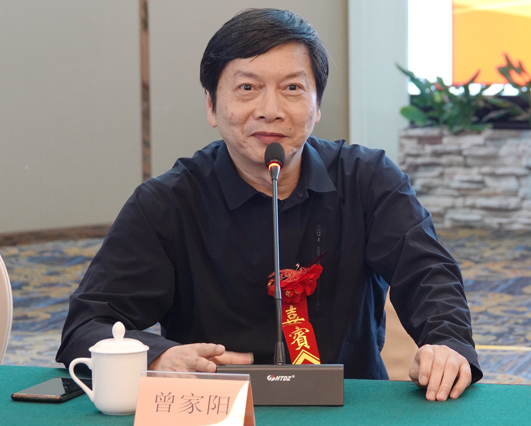 国家一级演奏员、非遗南音省级传承人、中国民族管弦乐学会理事曾家阳在南安市南音研究会成立四十周年座谈会发言
